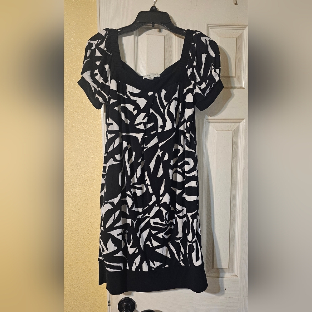 Ronni Nicole Black and White Abstract Mini Dress